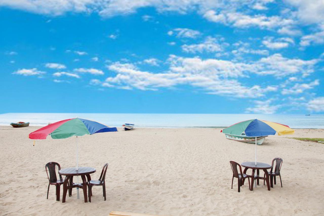 Elegant Green Beach Resort Тринкомали Экстерьер фото